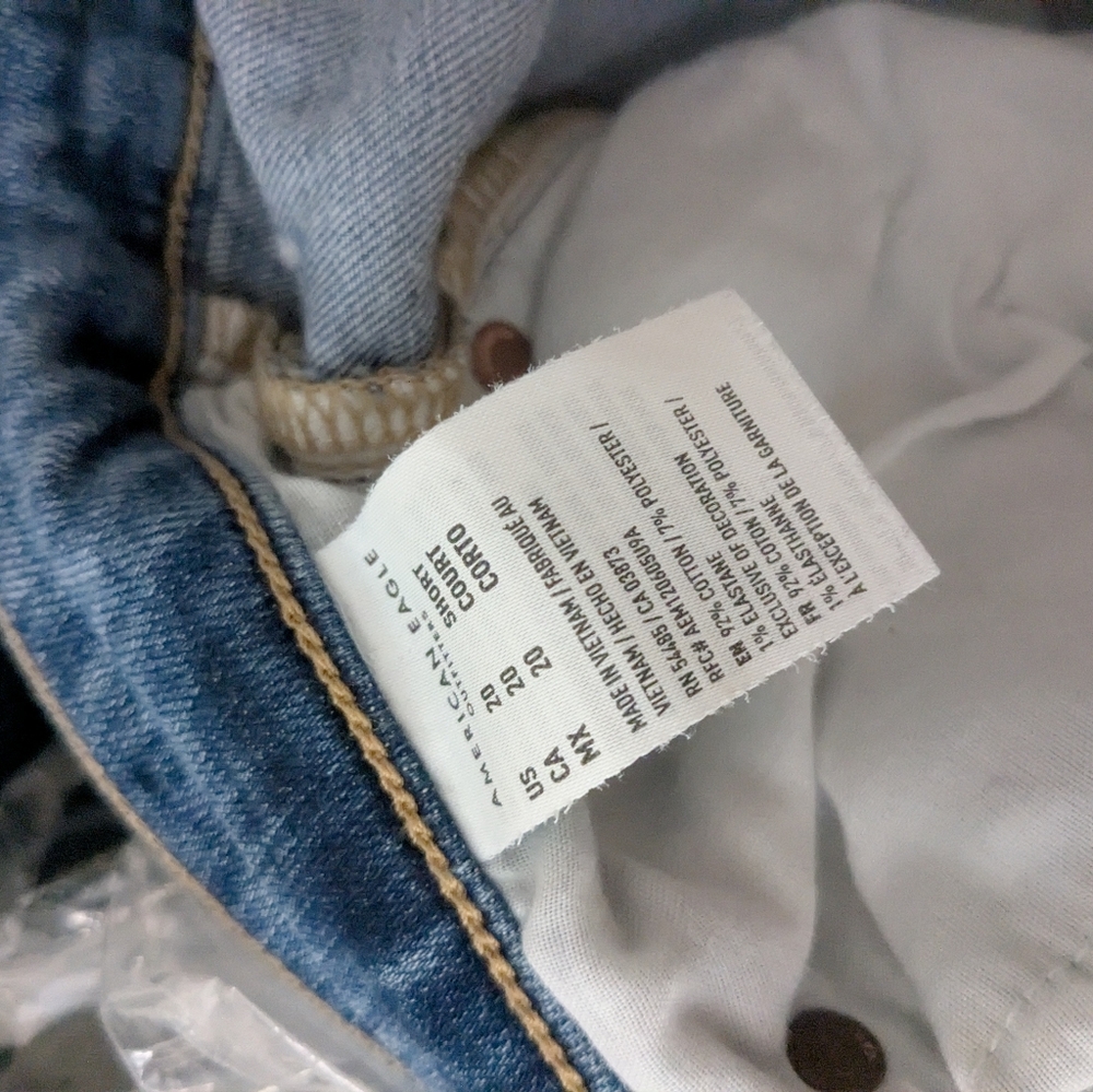 American Eagle Super High Rise Ripped Flare - Picture 10 of 10